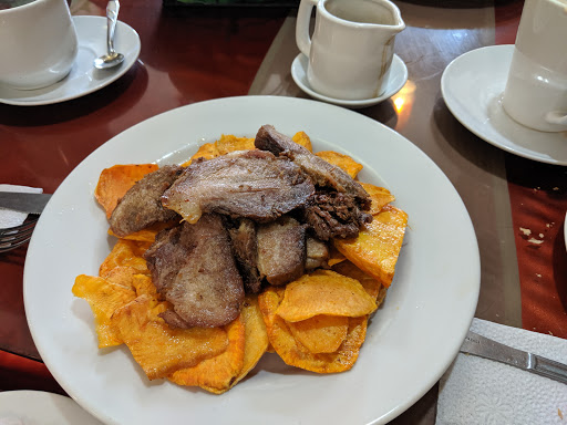 Super Chicharronería Panchita