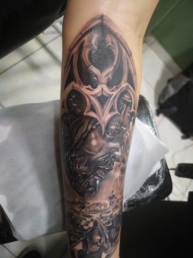 Luis Osorio Tatto Estudio