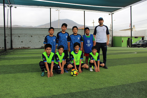 Académia de fútbol alianza lima Sede San Carlos